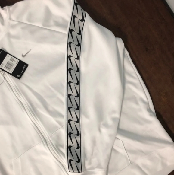 🎁 Nike Women's Swoosh White Zip Hood Jacket - Picture 6 of 7